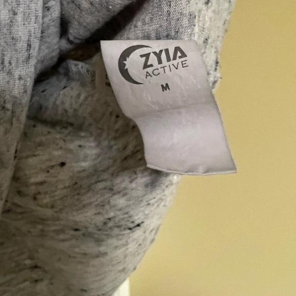 Zyia tank - Picture 2 of 2